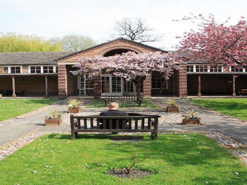 Luther King House Manchester Exterior photo